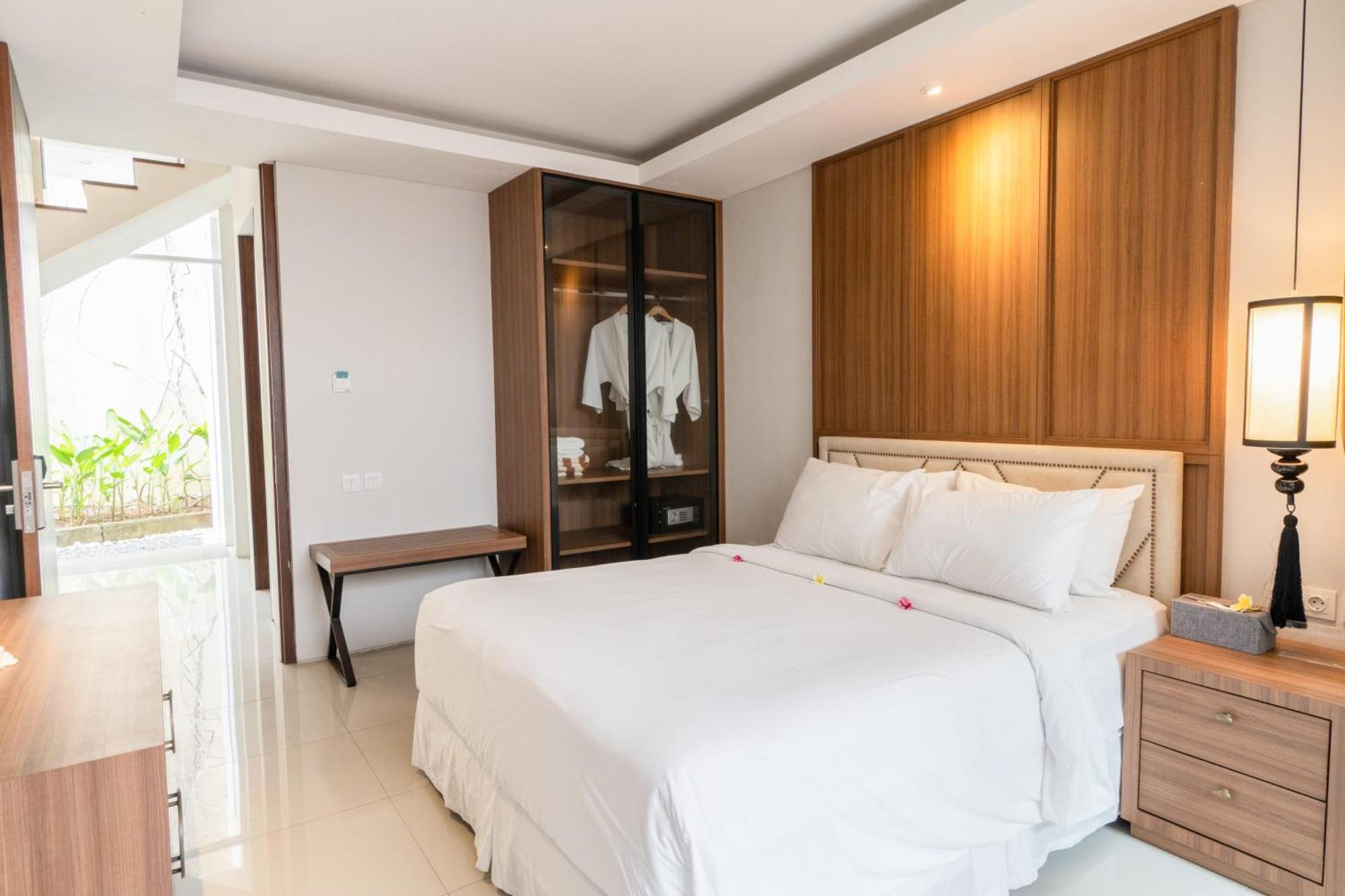 Nusa Dua Bayview Villas Exterior photo